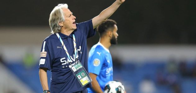 لقب الدوري يرد اعتبار جيسوس أمام الهلال